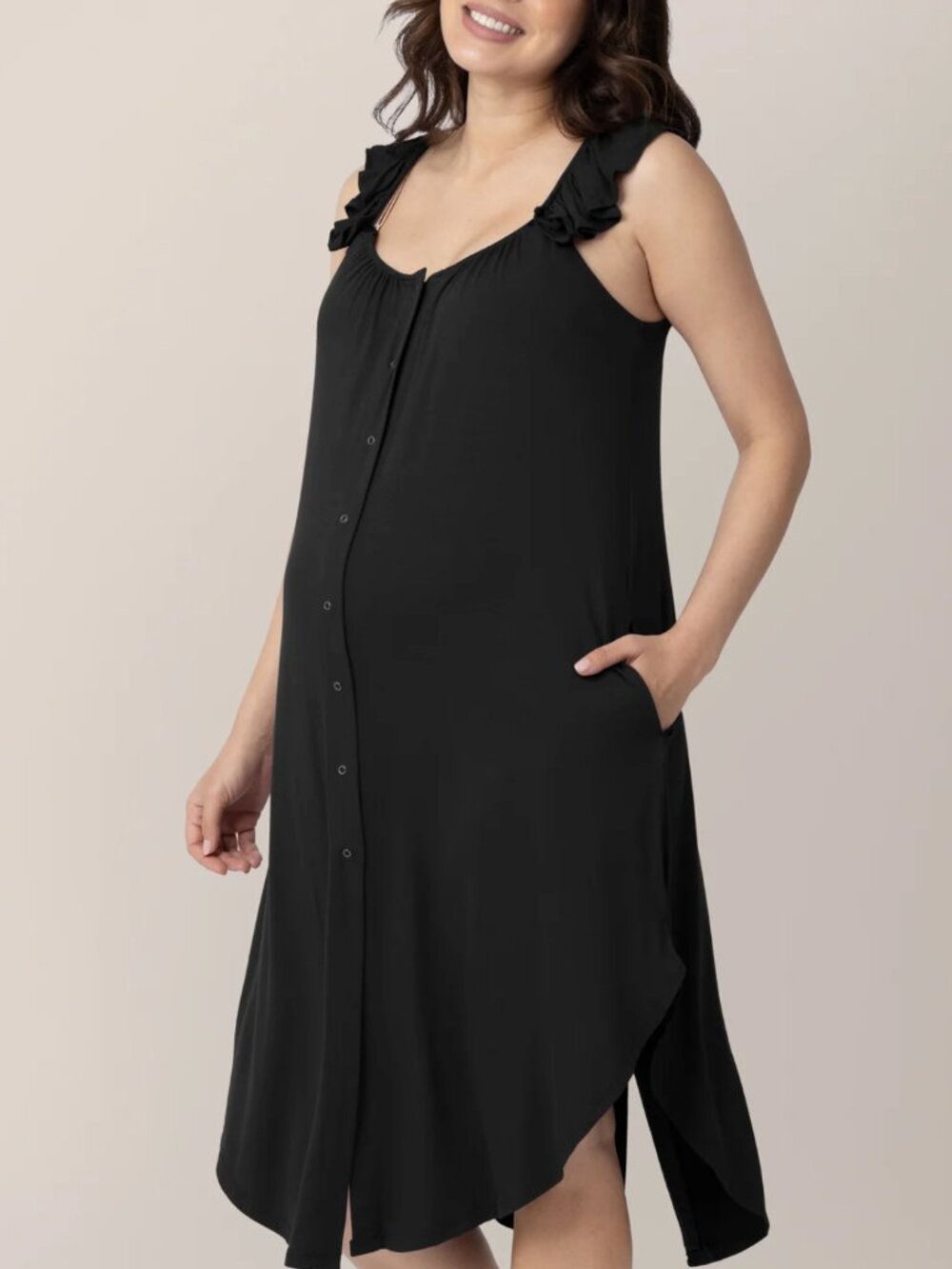 Kindred Bravely Ruffle Strap Labor & Delivery Gown XS/Small in Black